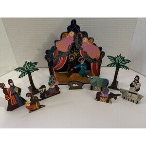 William’s Sonoma Grande Cuisine Hand Painted Wooden Nativity Scene Christmas